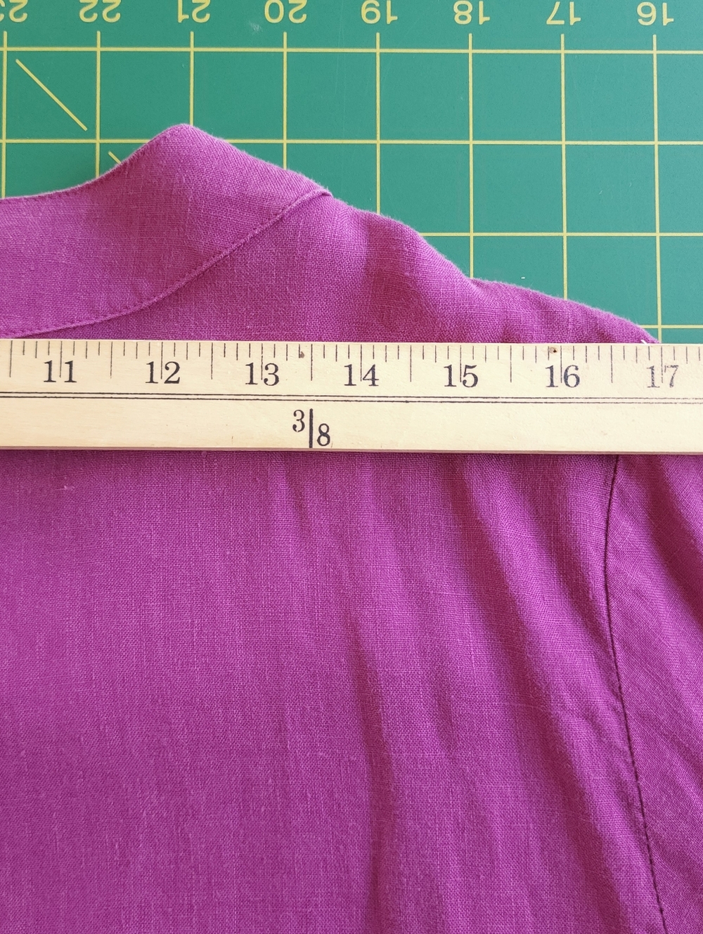 MATCH POINT Magenta Button-Front Linen Tunic - Picture 7 of 10